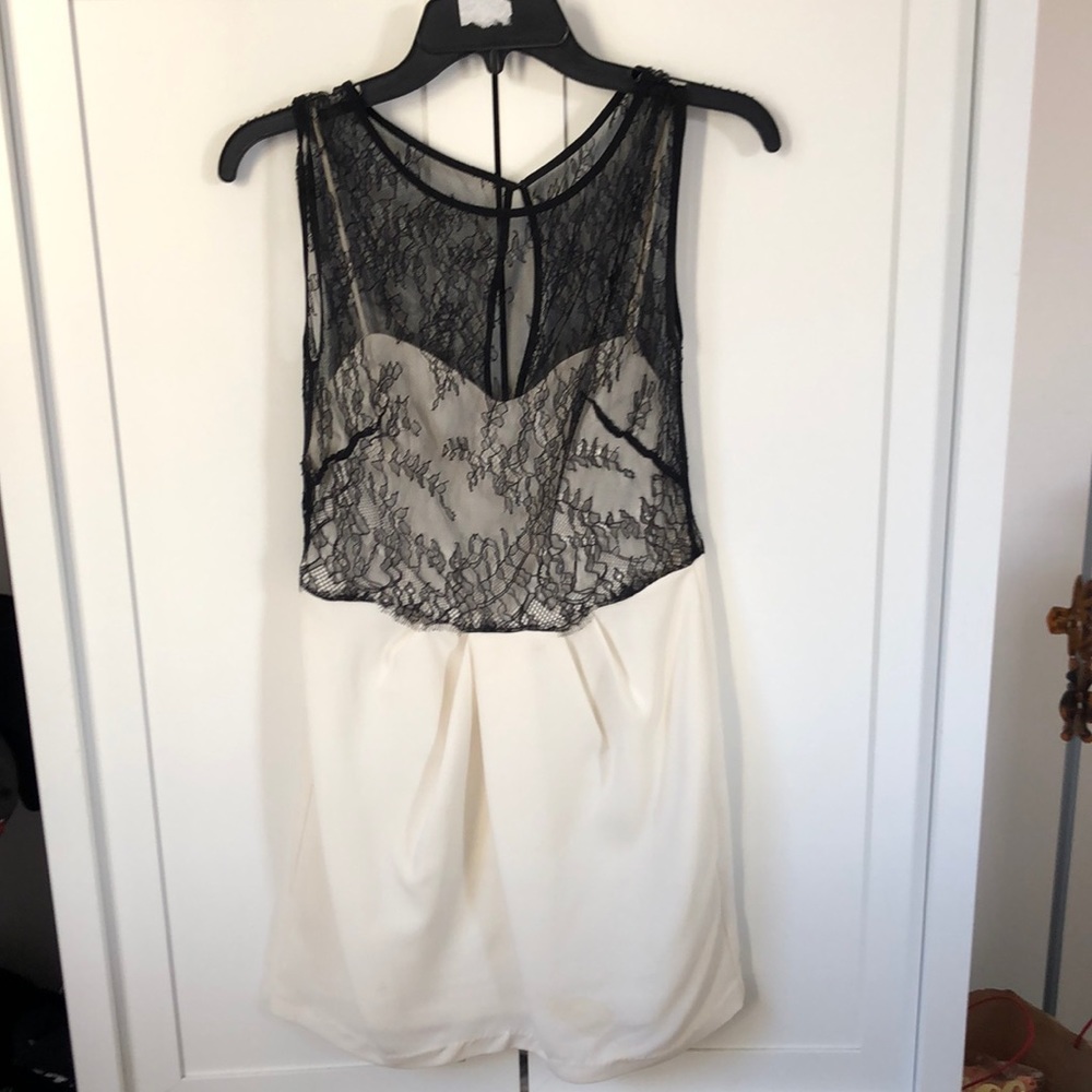 VERA WANG lace illusion dress